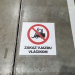 Nálepky na podlahu s laminom pre firmu U-shin